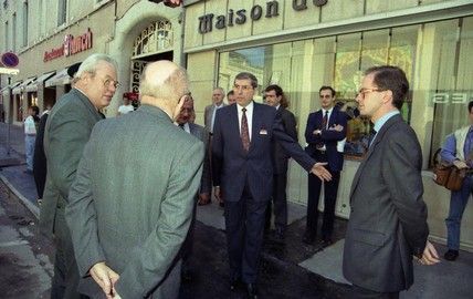 Claude Pérardel accueille les invités. Coll. LORHISTEL.