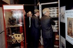 1994-expo-siege-poste