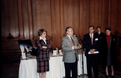 Réception à la mairie de Caen avec le maire adjoint.