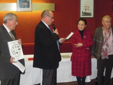 De gauche à droite : Claude Pérardel, Alain Gibert, Jacqueline Clec’h, Françoise Pérardel. Photo G. Fouchard.